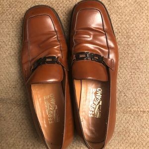 Size 10 Salvatore Ferragamo shoes!